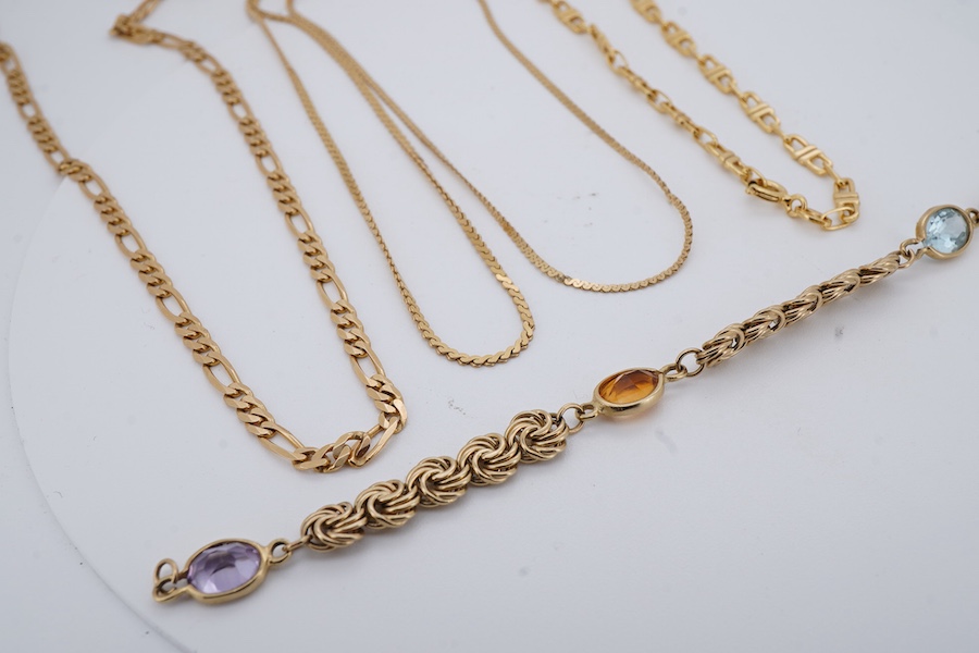 Three necklaces and two bracelets, comprising: a gold figaro chain and a flat fancy link chain, each 45cm, marked 14K, combined gross weight approximately 9 grams; a flat link necklace in gold, length 37cm, Italian maker